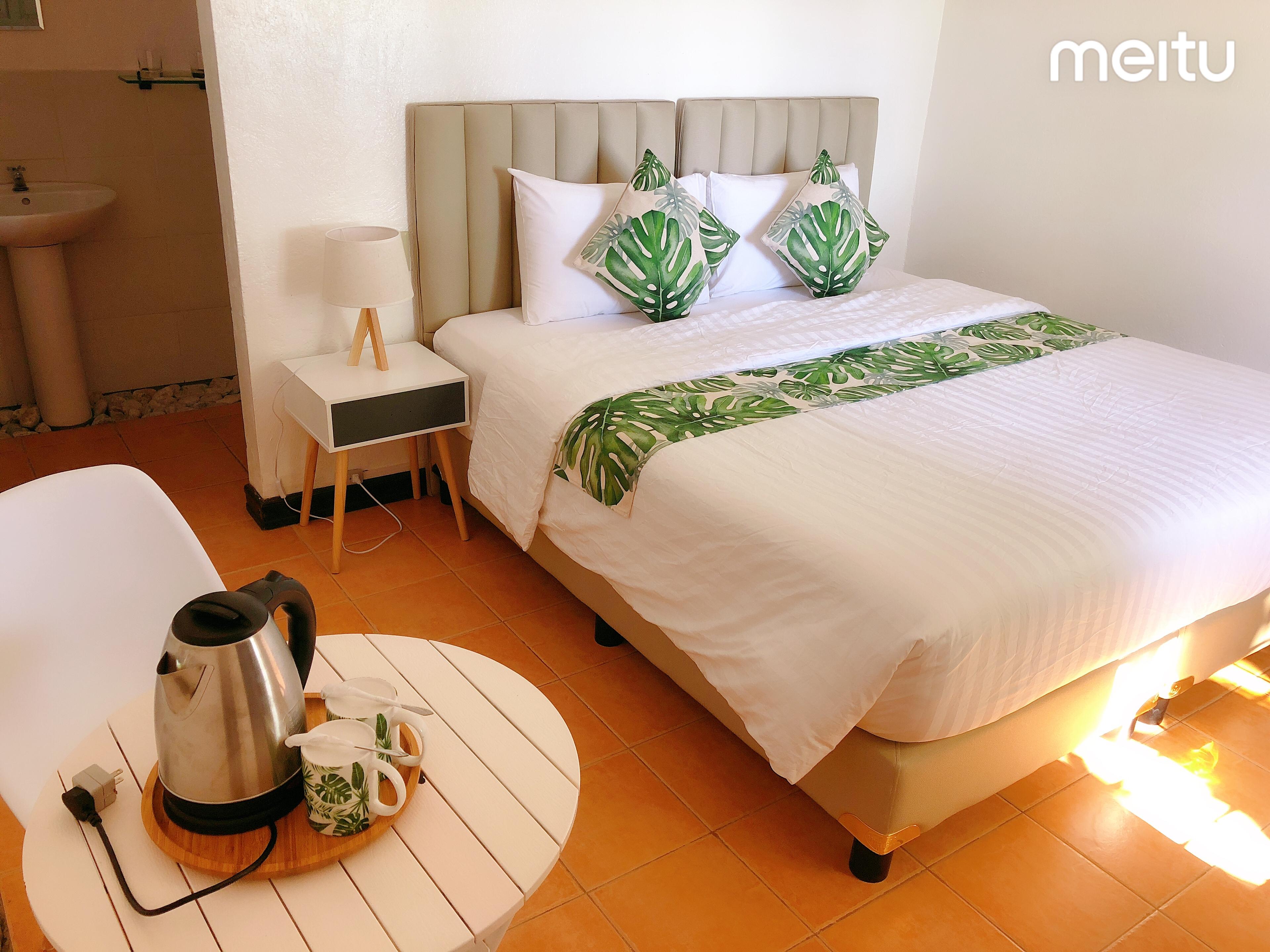 Grand Blue Beach Hotel Manoc-Manoc Exterior foto